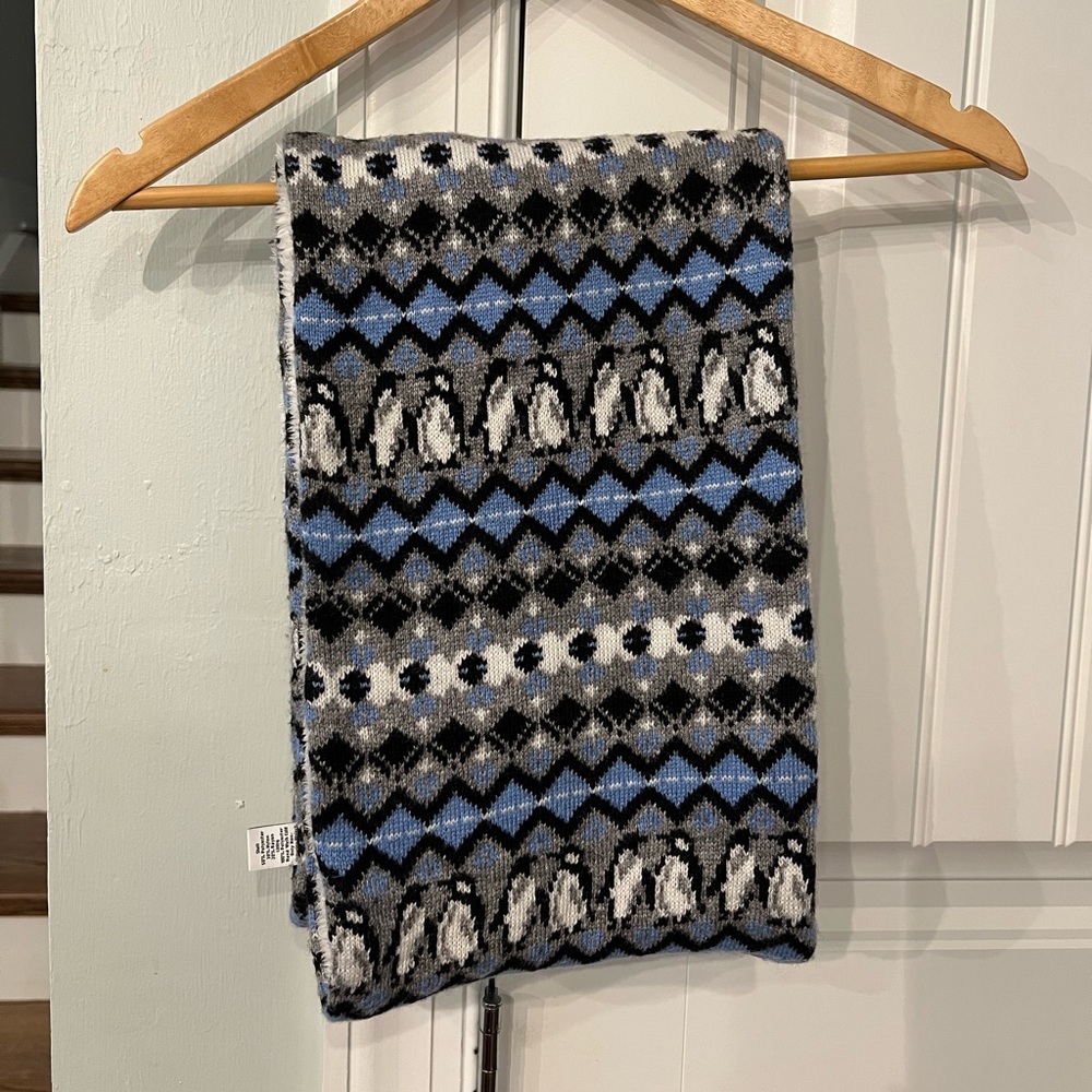 Vera Bradley Penguin Knit Infinity Scarf Fleece Lined Blue Black Winter Cozy - Picture 2 of 5